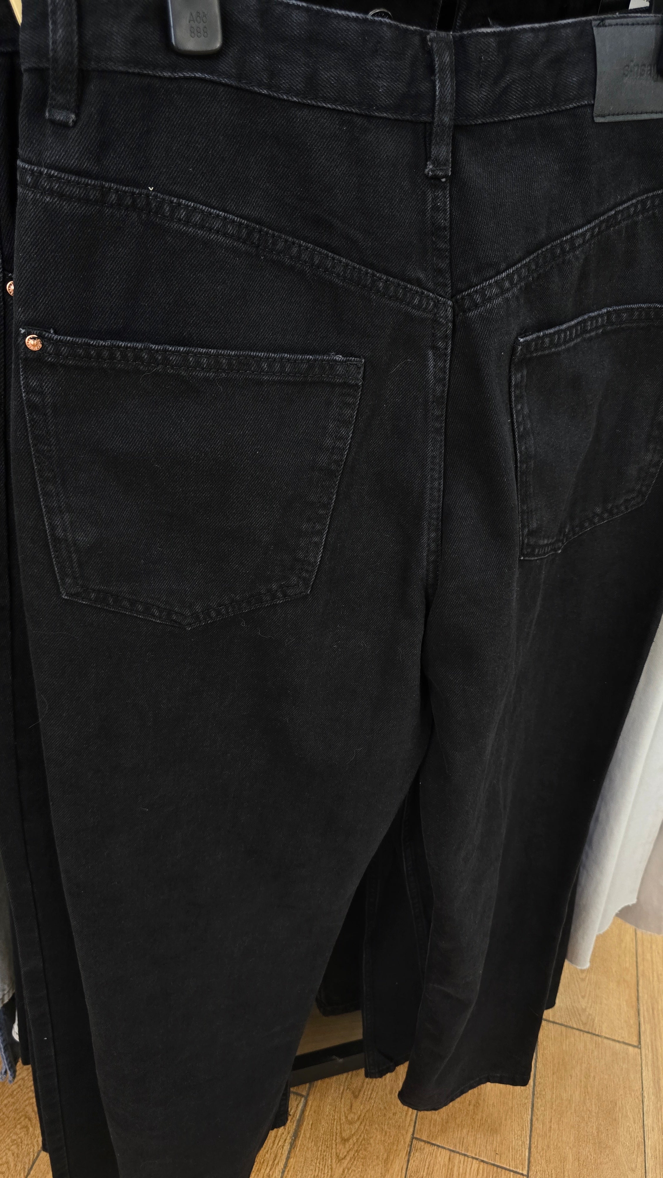Jeans mom noir
