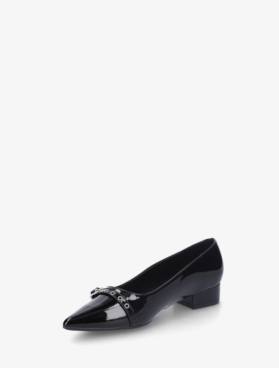 Escarpins petits talons noirs vernis à boucle style punk / preppy